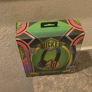 Wicked Audio Over-Ear Headphones - Black and Green New